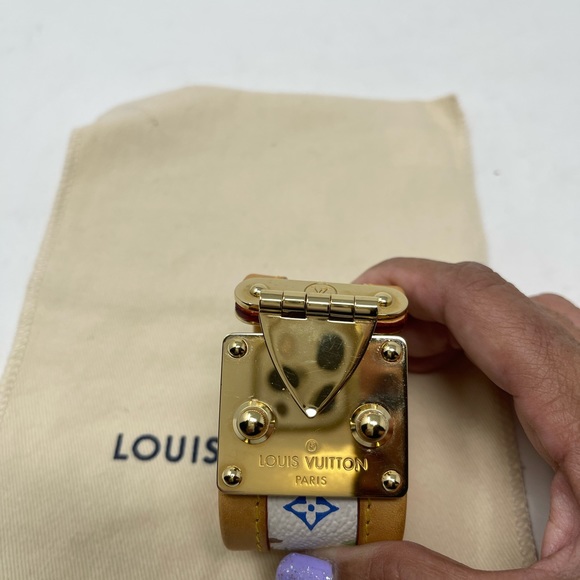 Louis Vuitton Monogram Leather Bracelet! - Picture 2 of 8